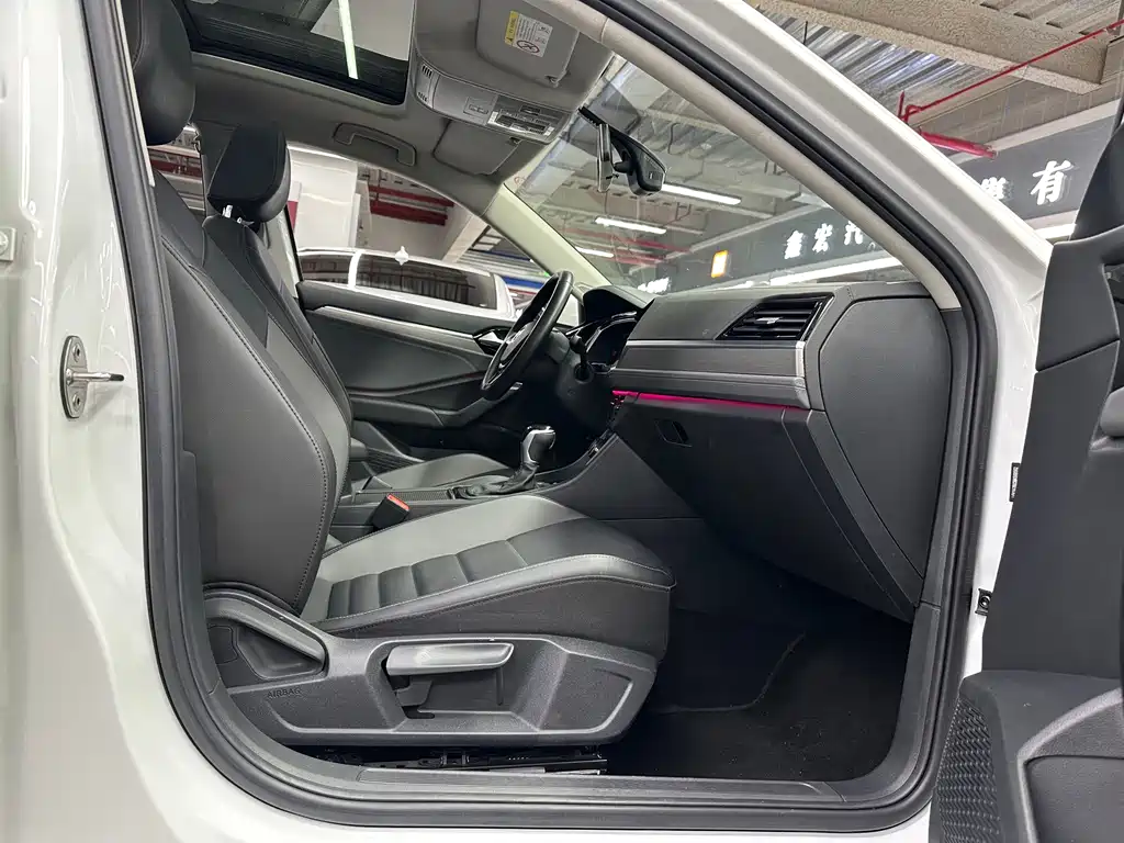 Volkswagen Sagitar — миниатюра 19