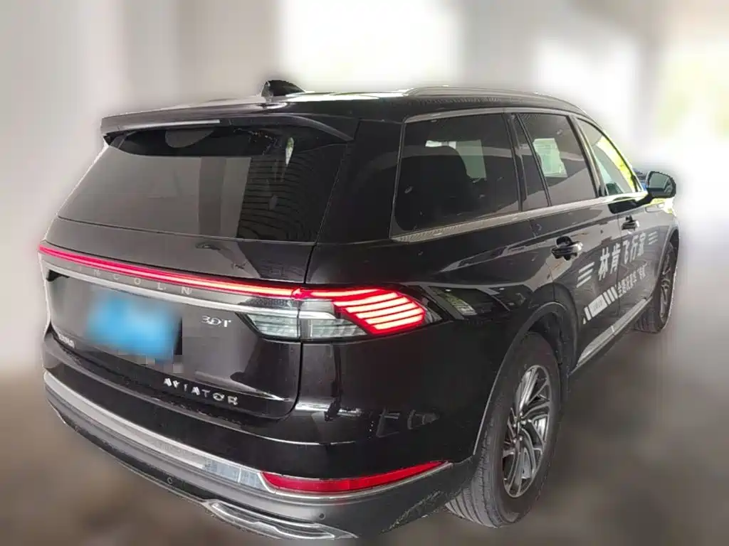 Lincoln Aviator — миниатюра 12