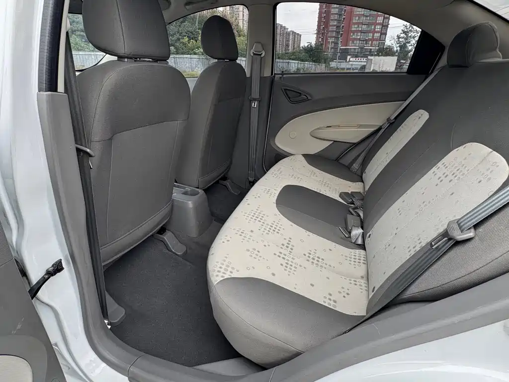 Chevrolet Sail — миниатюра 6