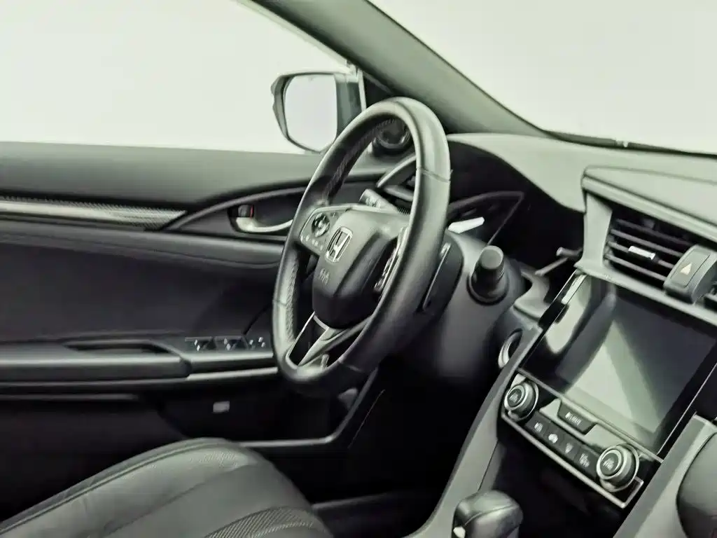 Honda Civic — миниатюра 22