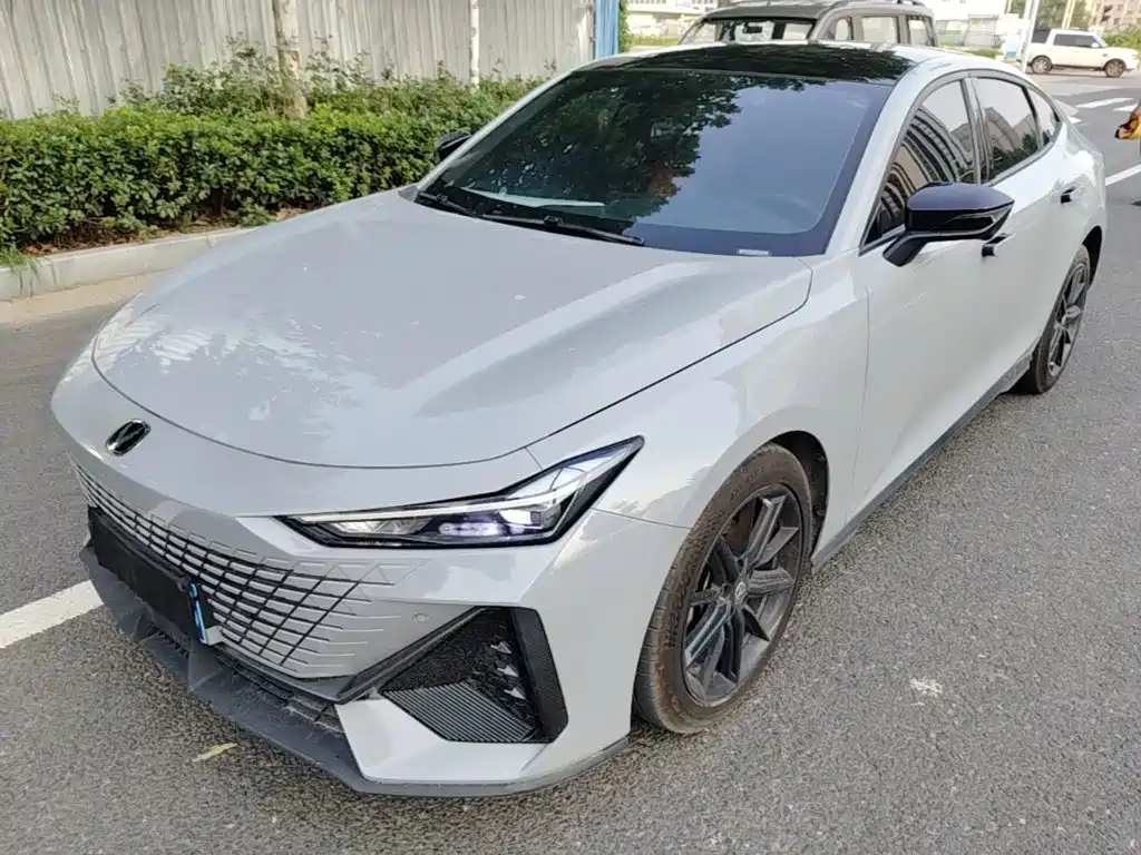 Changan UNI-V — миниатюра 2