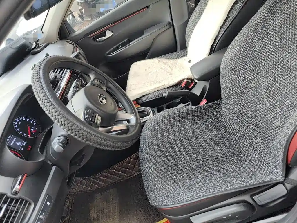 Kia KX Cross — миниатюра 16