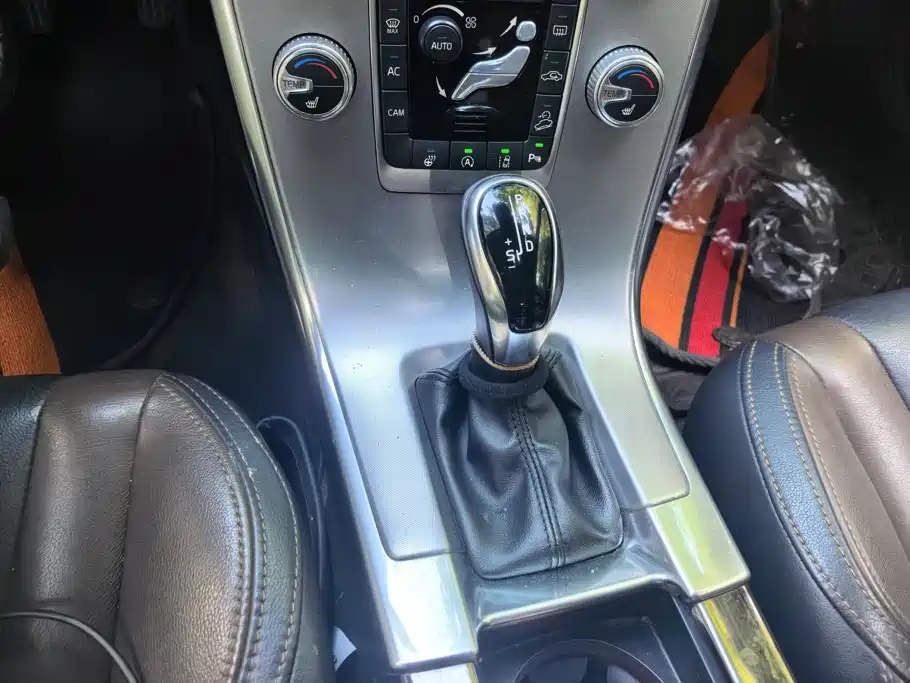 Volvo XC60 — миниатюра 16