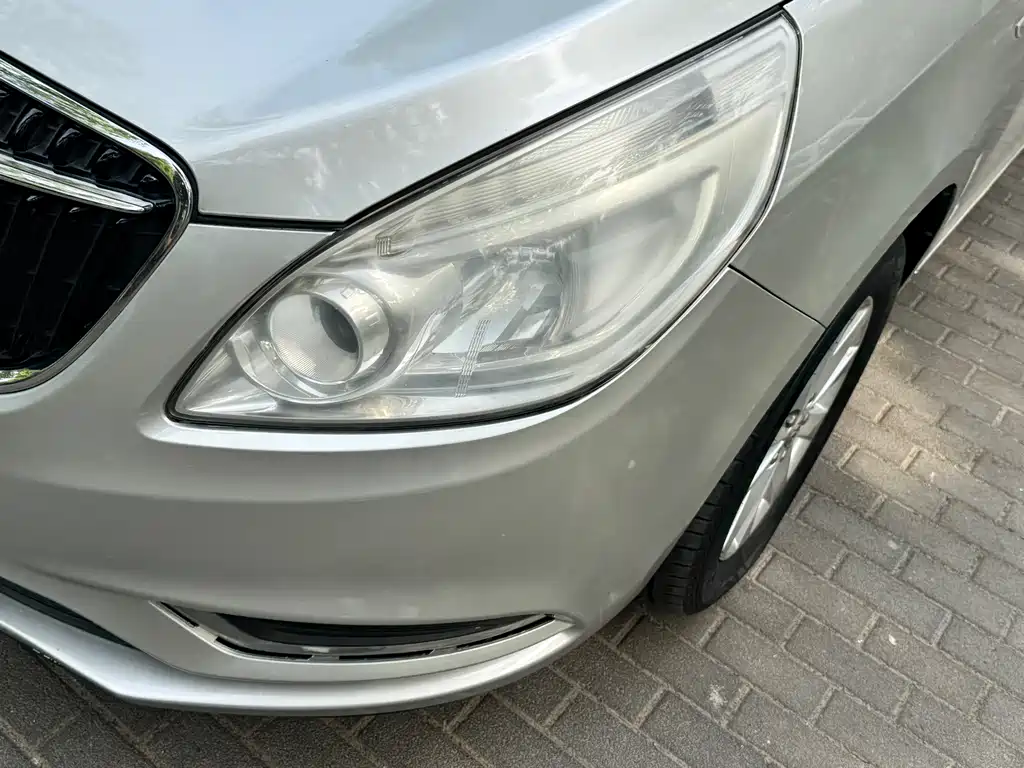 Buick GL8 2017 25S Luxury V