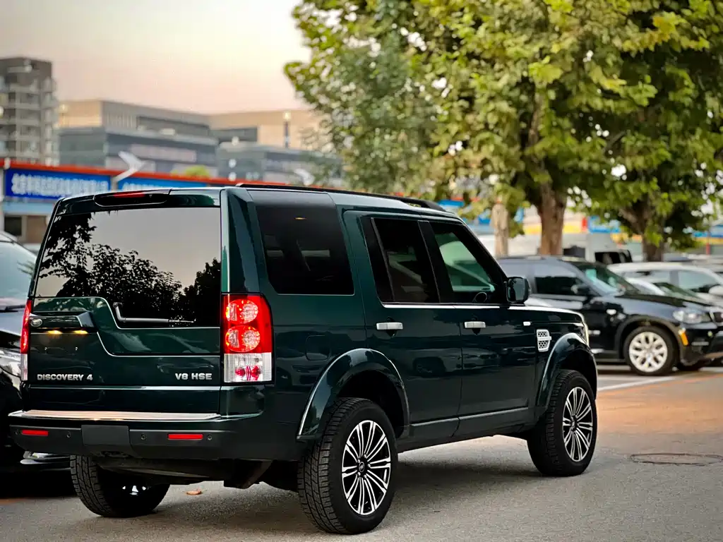 Land Rover Discovery — миниатюра 8