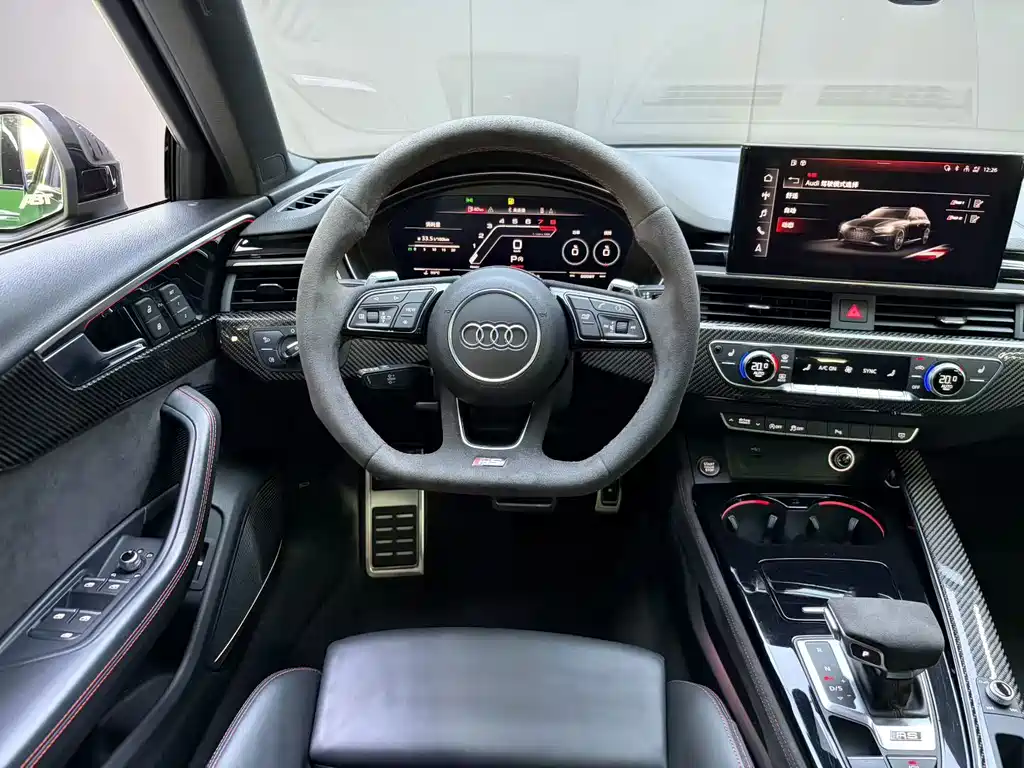Audi RS 4 — миниатюра 4