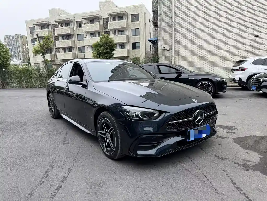 Mercedes-Benz C-Class — миниатюра 3