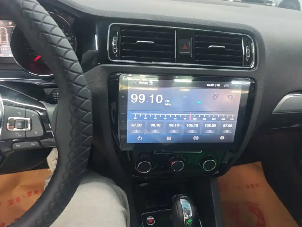Volkswagen Sagitar — миниатюра 13