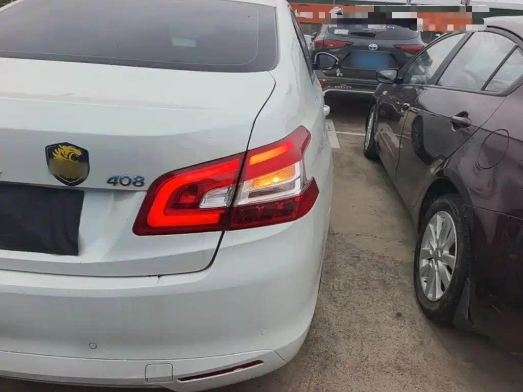 Peugeot 408 — миниатюра 8