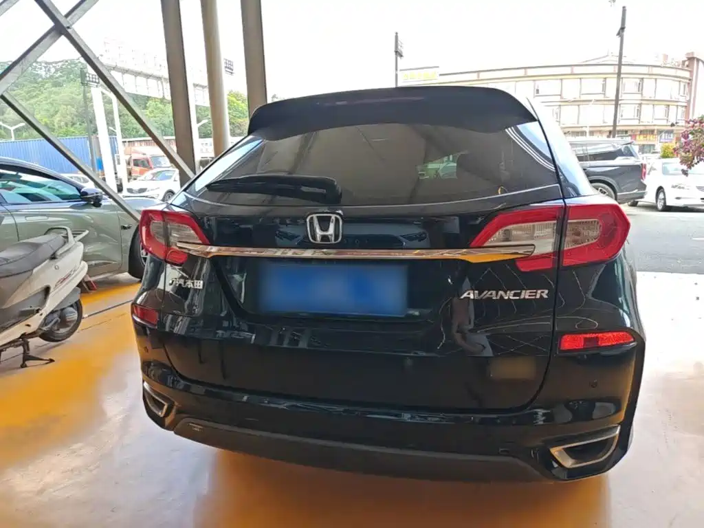 Honda Avancier — миниатюра 6