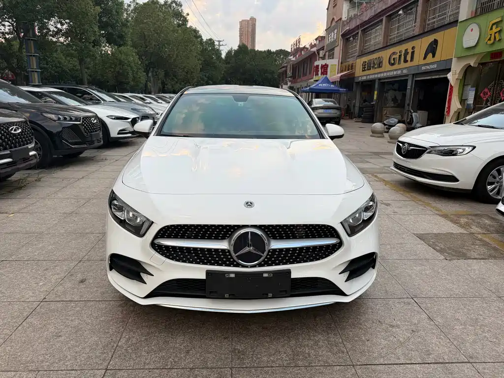 Mercedes-Benz A-Class — миниатюра 2