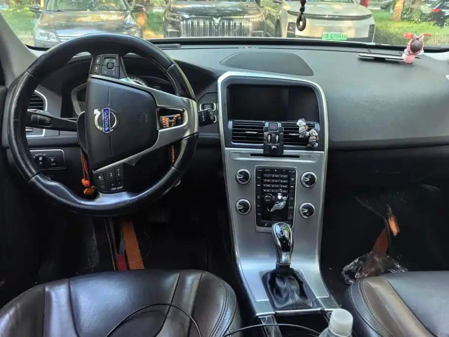 Volvo XC60 — миниатюра 12