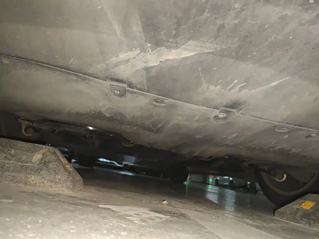 Tesla Model Y — миниатюра 23