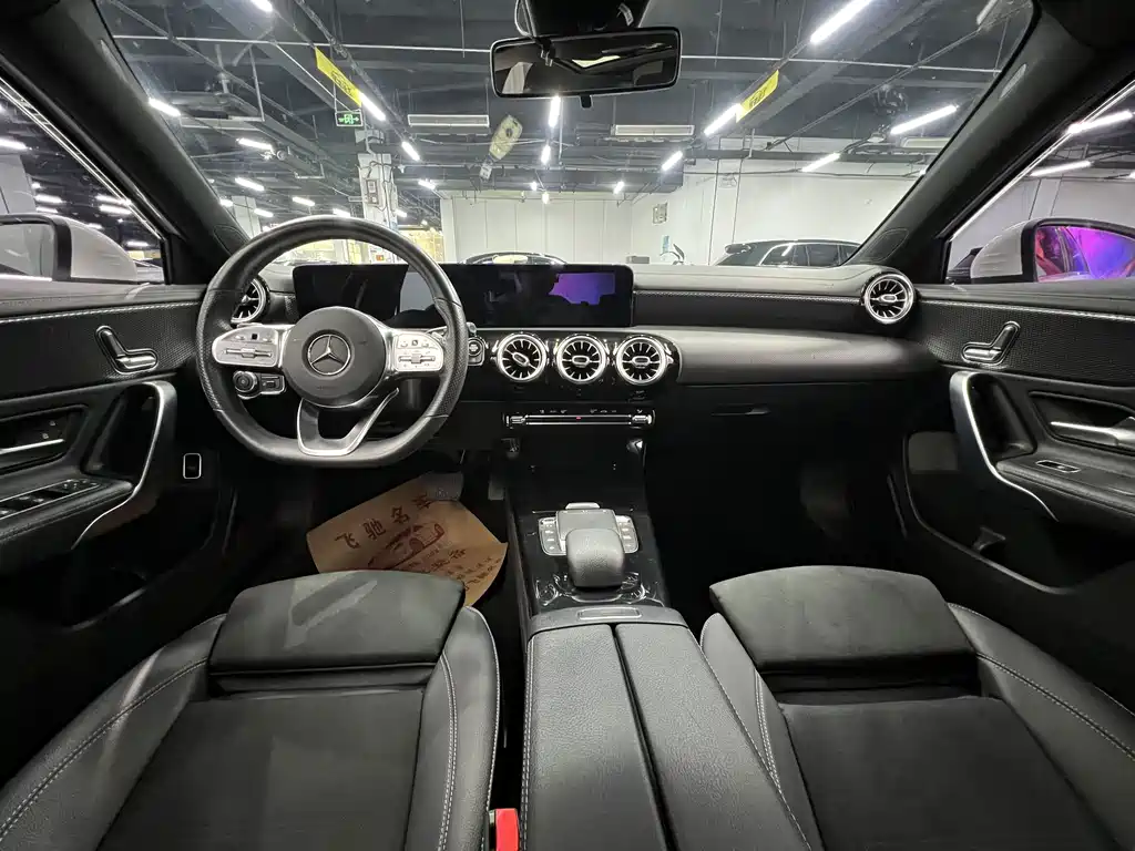 Mercedes-Benz A-Class — миниатюра 8