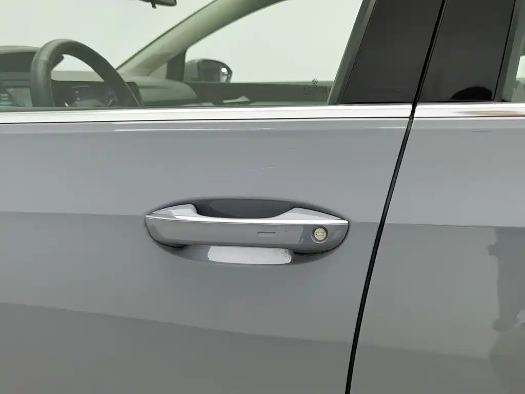 Volkswagen Golf — миниатюра 18