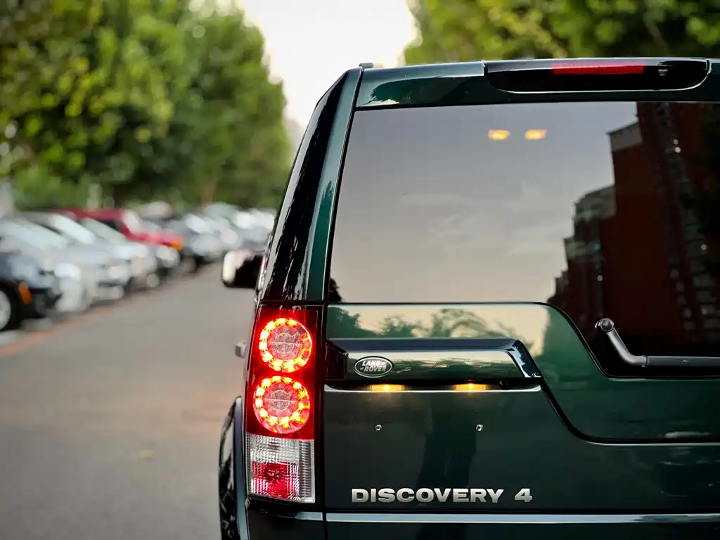 Land Rover Discovery — миниатюра 33