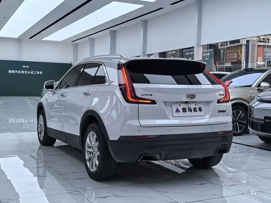 Cadillac XT4 — миниатюра 12