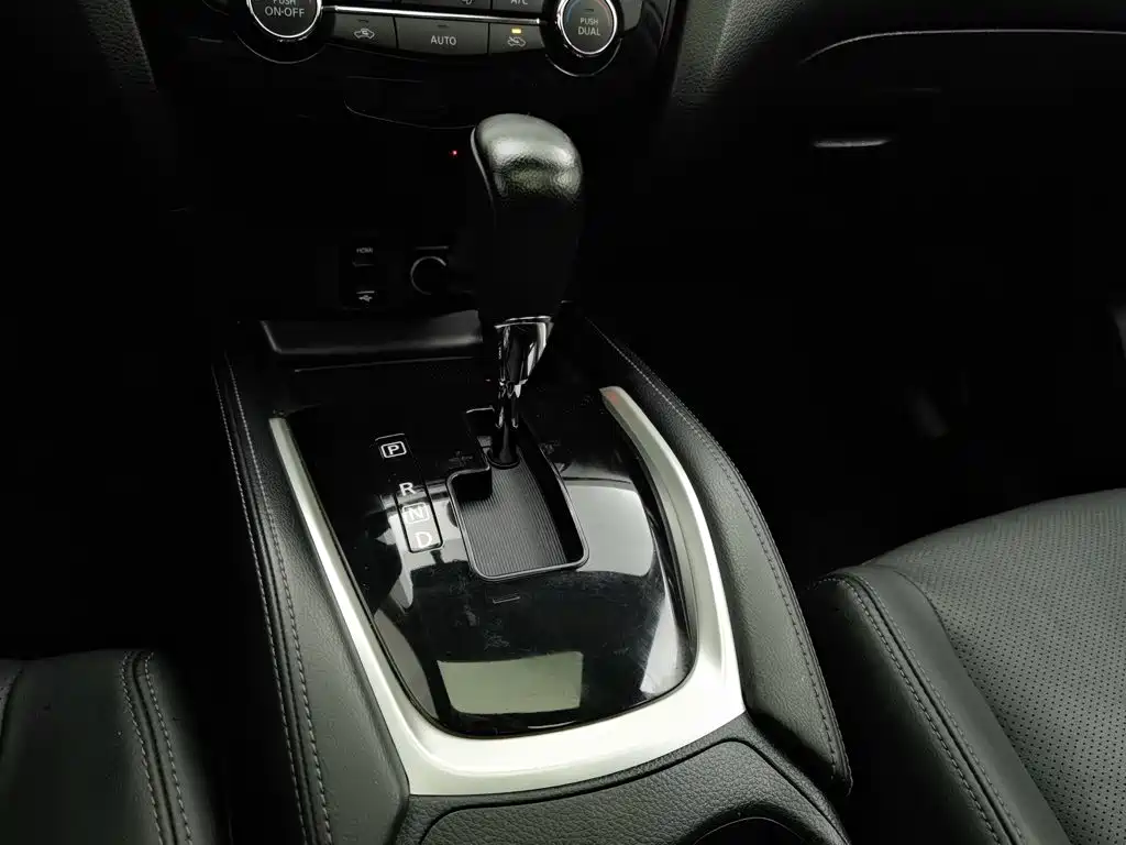 Nissan X-Trail — миниатюра 13
