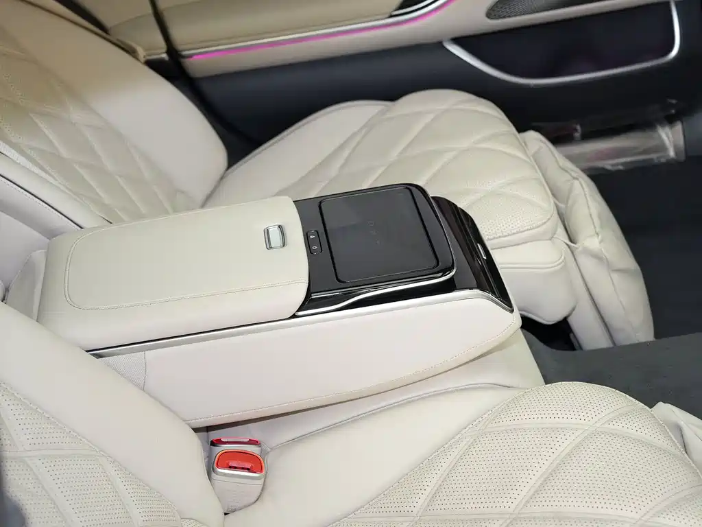Mercedes-Benz S-Class — миниатюра 17