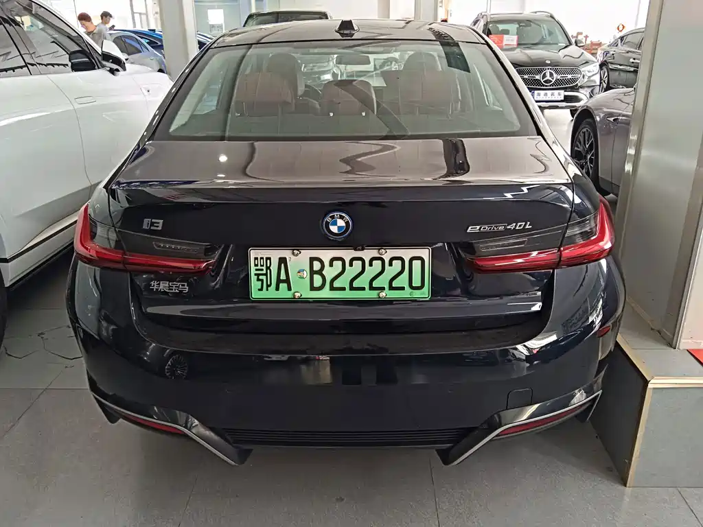 BMW i3 — миниатюра 8
