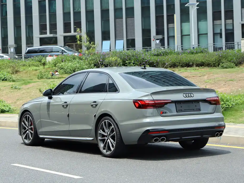 Audi S4 — миниатюра 6