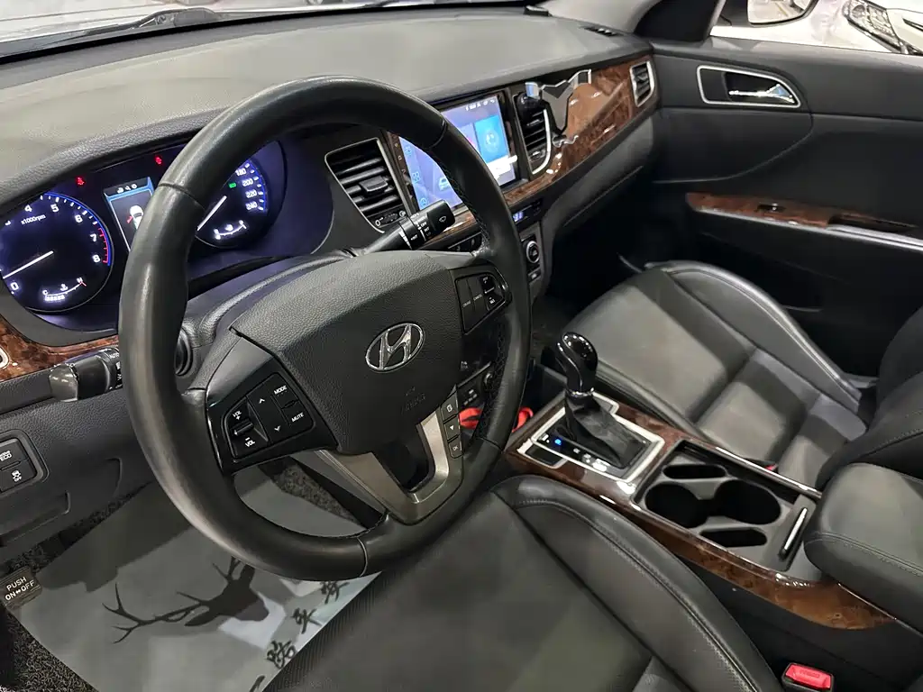 Hyundai Mistra — миниатюра 4