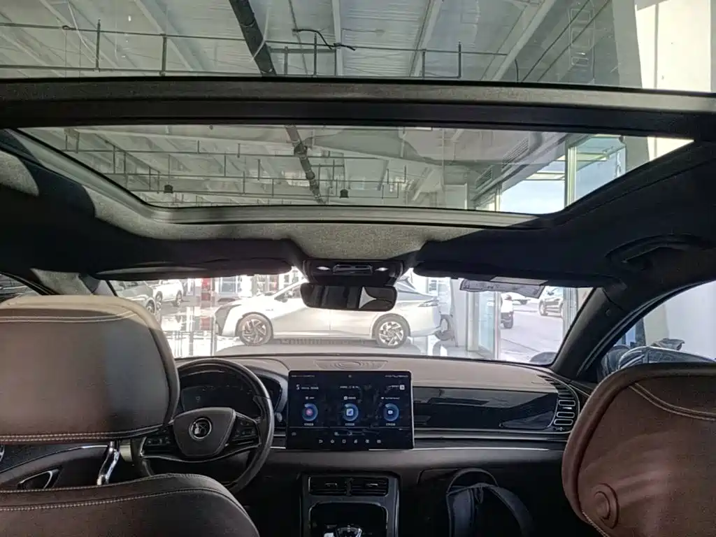 BYD Han — миниатюра 18