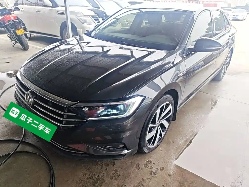 Volkswagen Sagitar — миниатюра 2