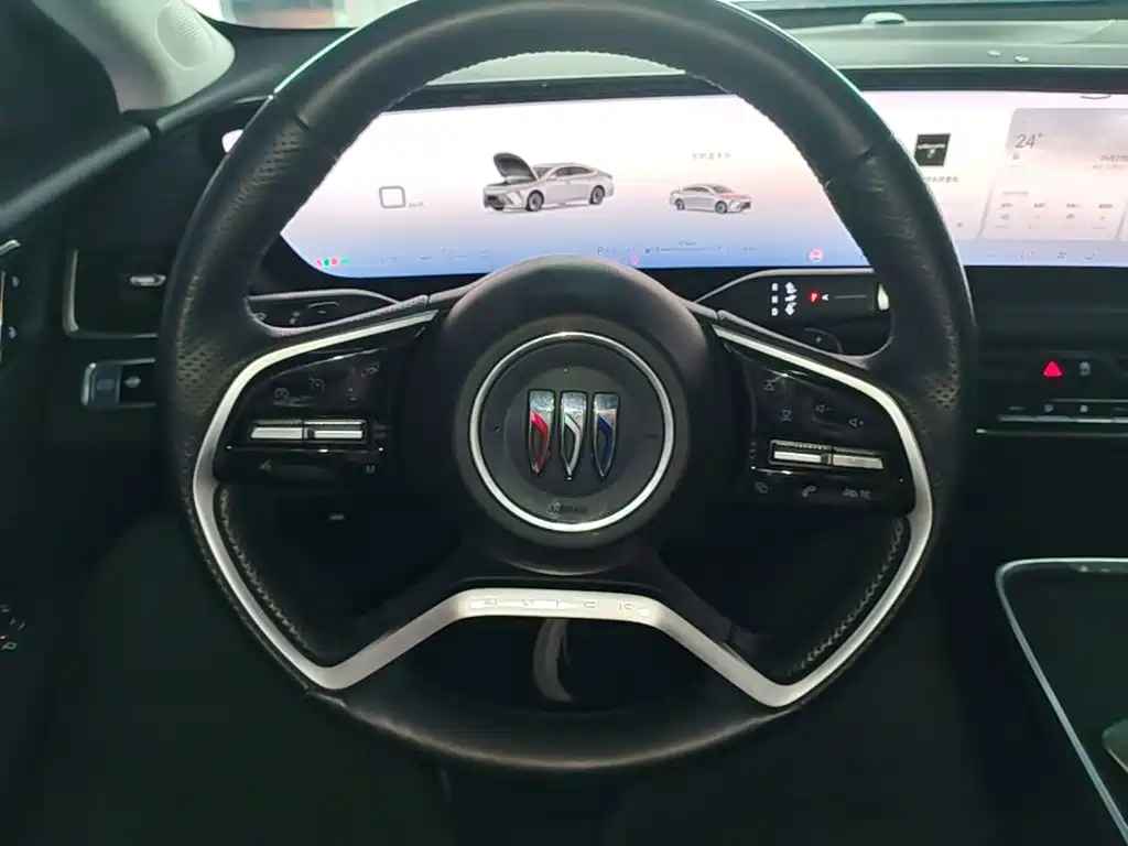 Buick LaCrosse — миниатюра 11