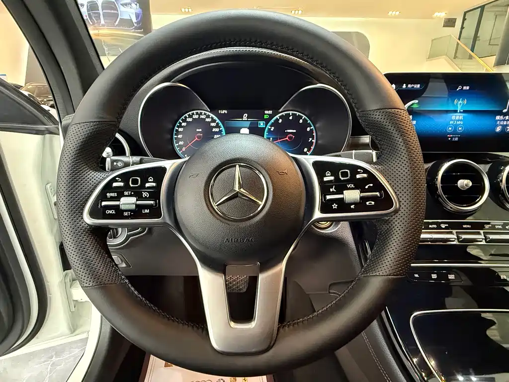 MERCEDES-BENZ GLC COUPE