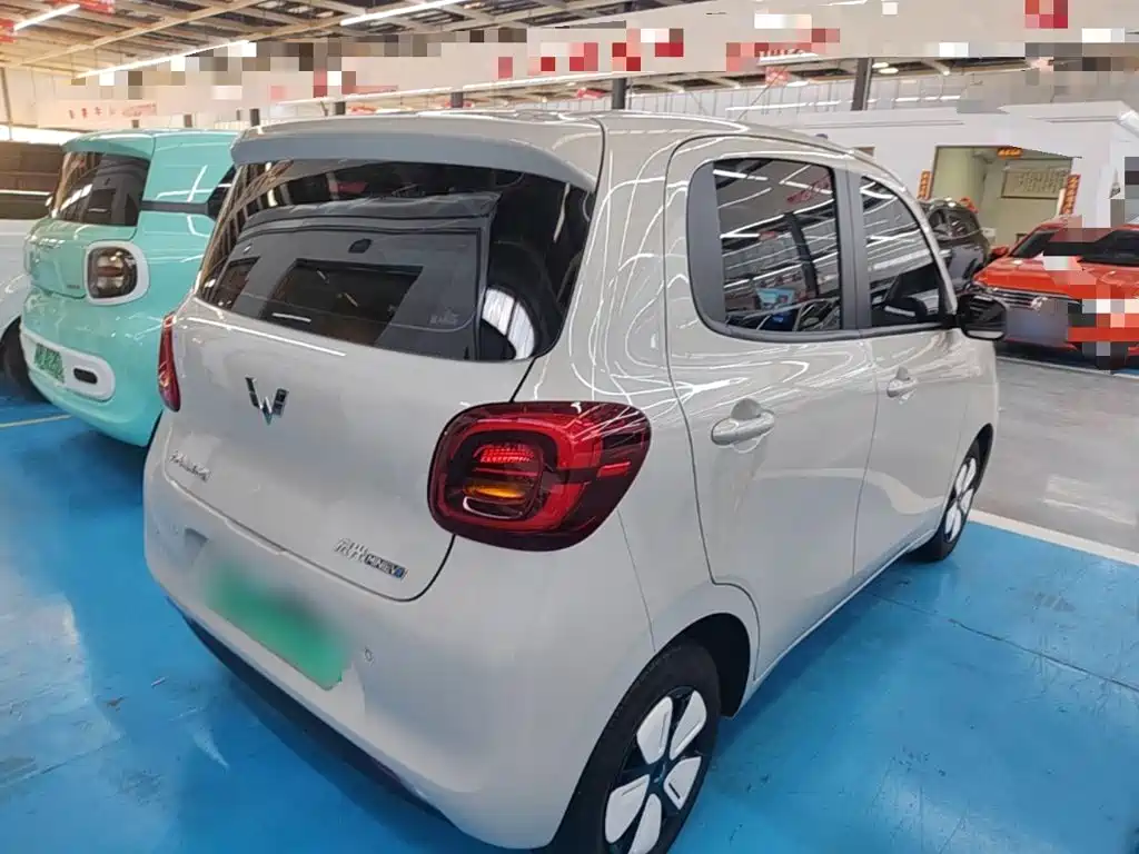 Wuling MINIEV — миниатюра 7