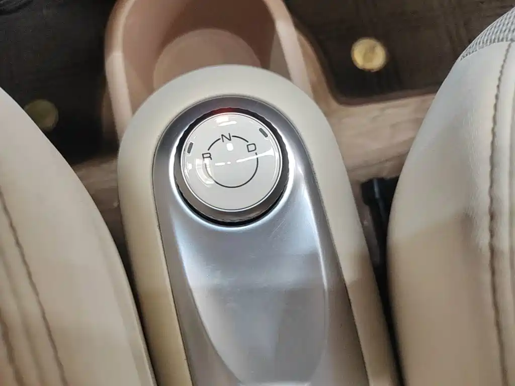 Wuling MINIEV — миниатюра 14