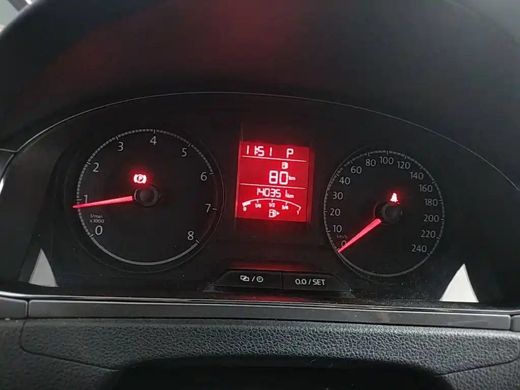 Volkswagen Santana — миниатюра 12