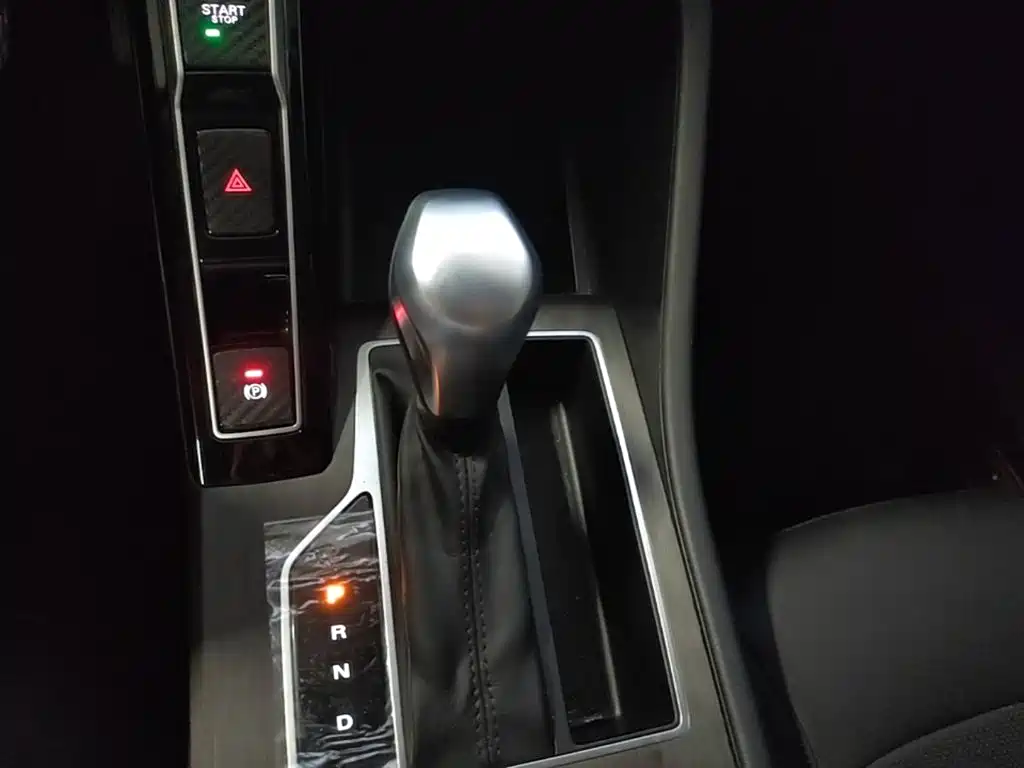 Roewe i5 — миниатюра 14