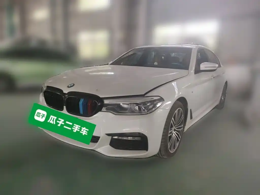 BMW 5 Series — миниатюра 2