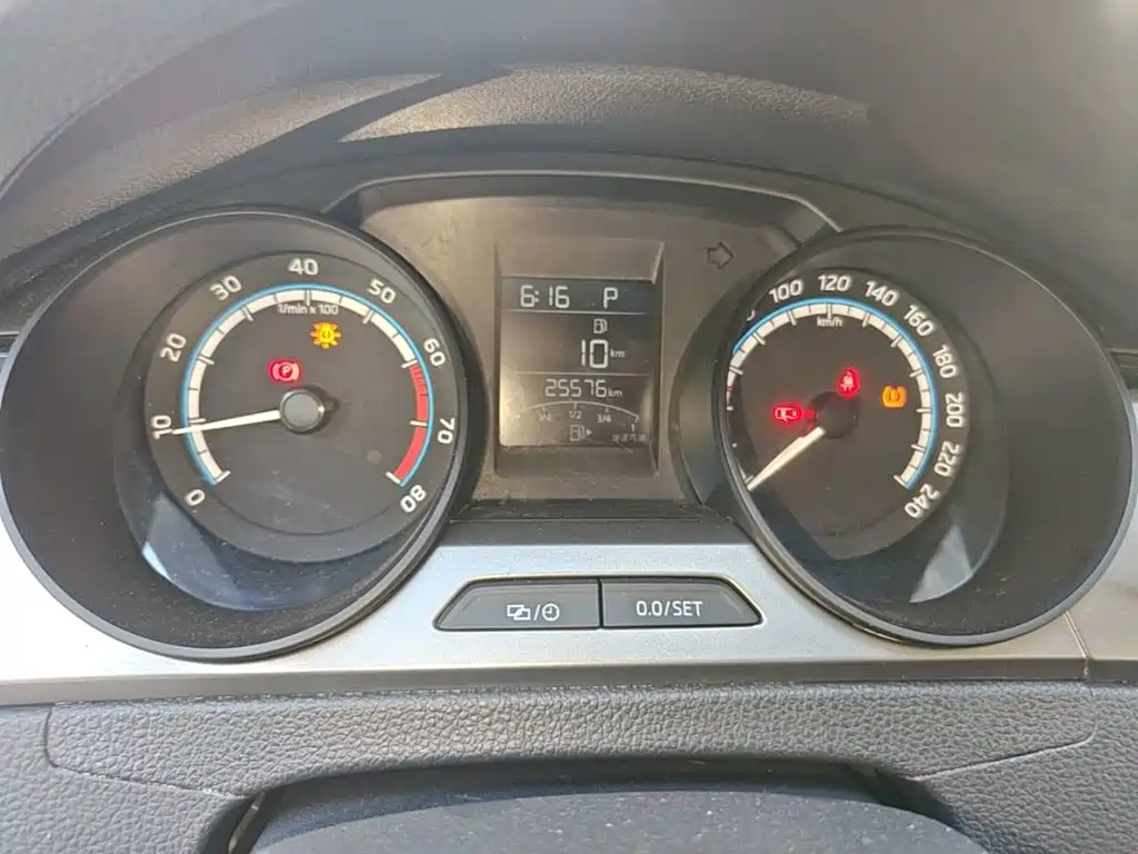 Skoda Rapid Spaceback — миниатюра 12