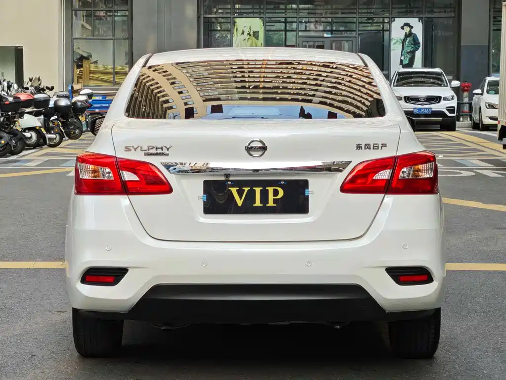 Nissan Sylphy — миниатюра 8