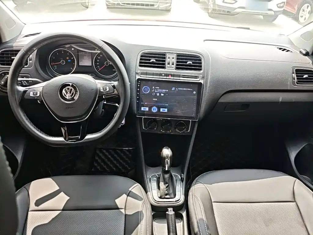 Volkswagen Polo — миниатюра 10
