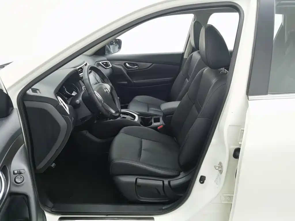 Nissan X-Trail — миниатюра 10