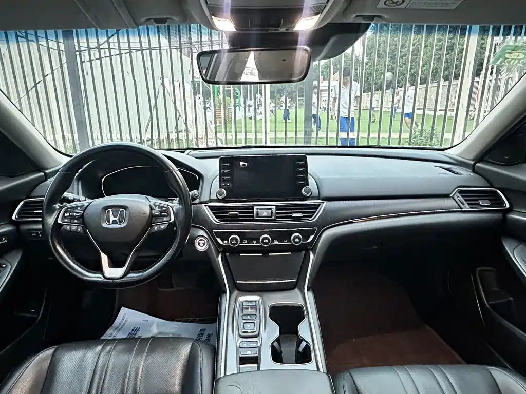 Honda Accord — миниатюра 5