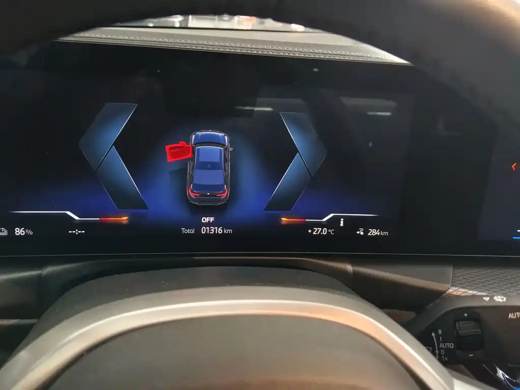 BMW i3 — миниатюра 6