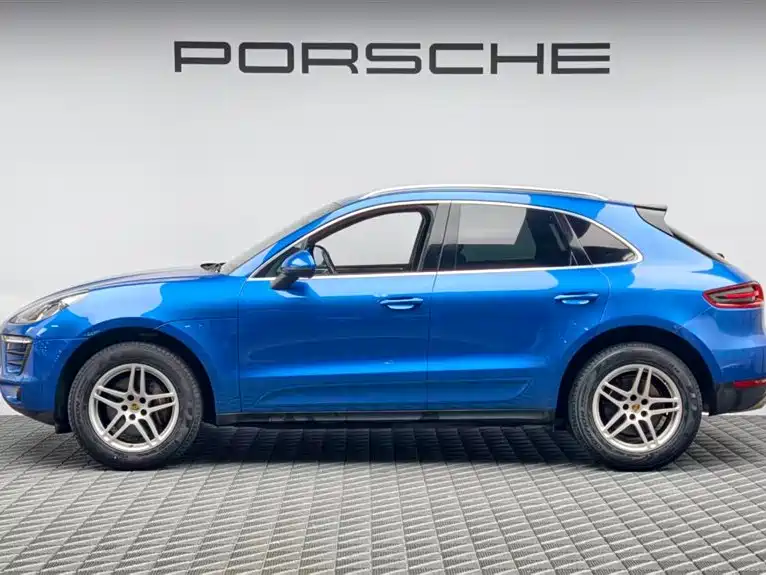 Porsche Macan — миниатюра 4