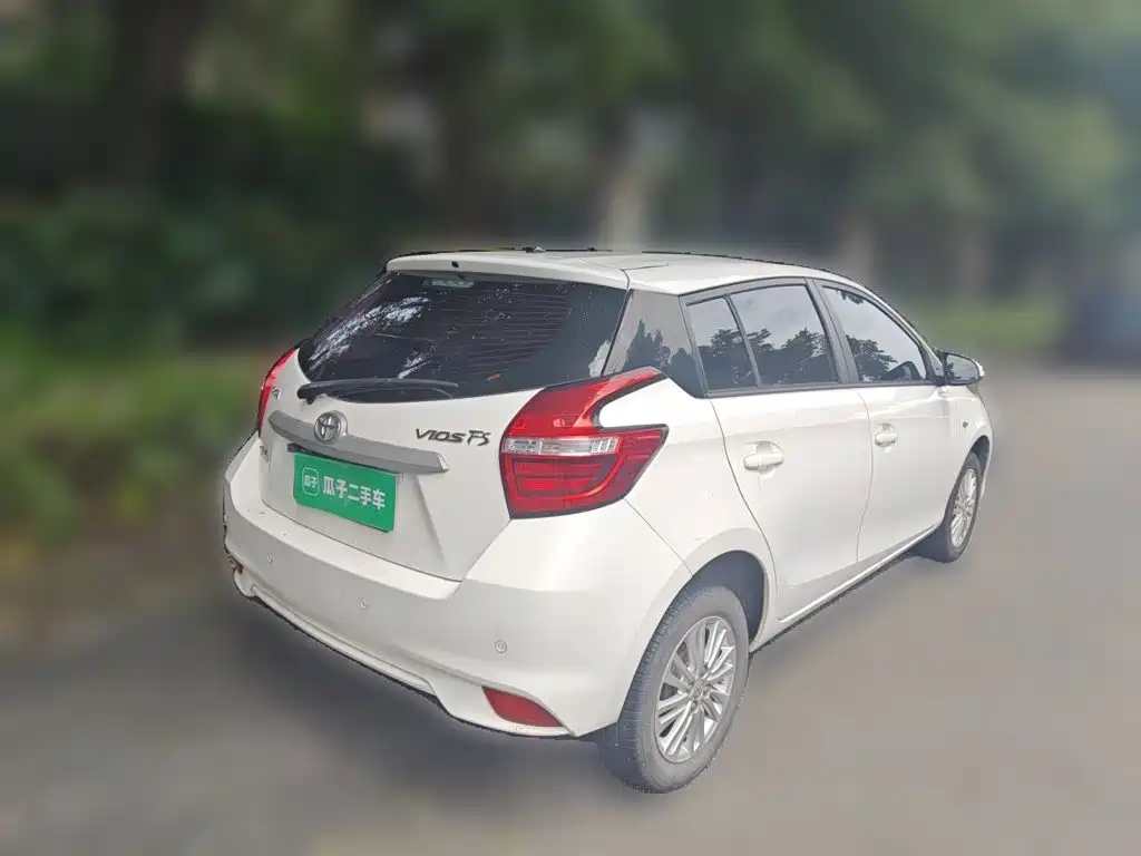 Toyota Vios FS — миниатюра 5