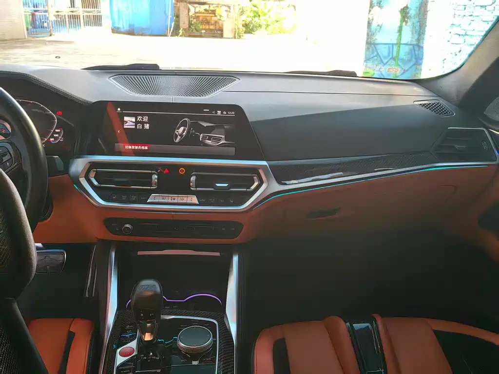 BMW M4 — миниатюра 10
