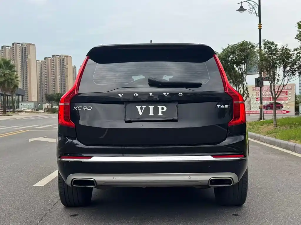 Volvo XC90 — миниатюра 5