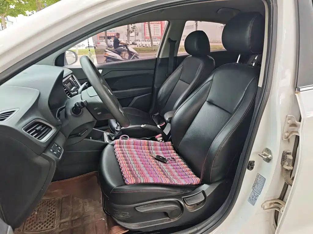Hyundai Verna — миниатюра 15
