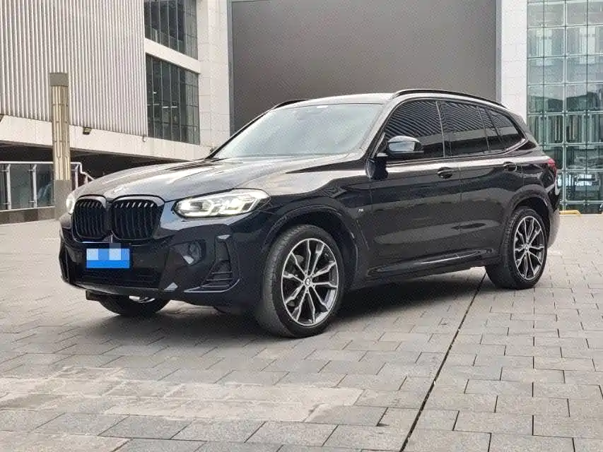 宝马X3 2022款 xDrive30i 领先型 M曜夜套装 2021