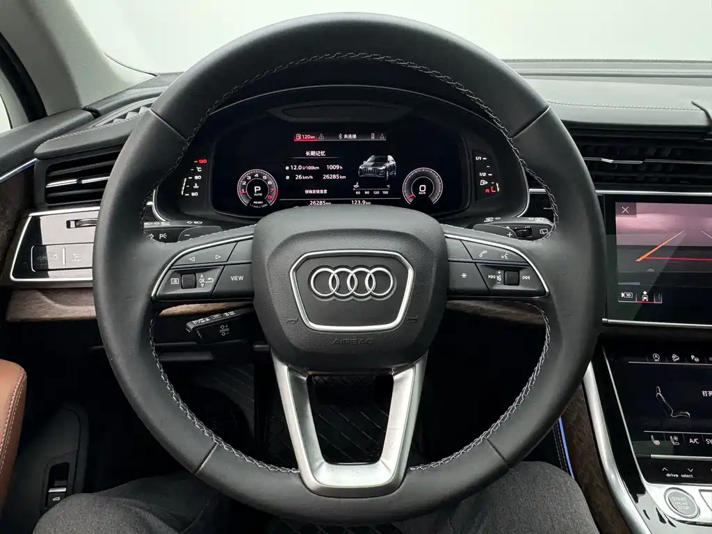 Audi Q7 — миниатюра 20