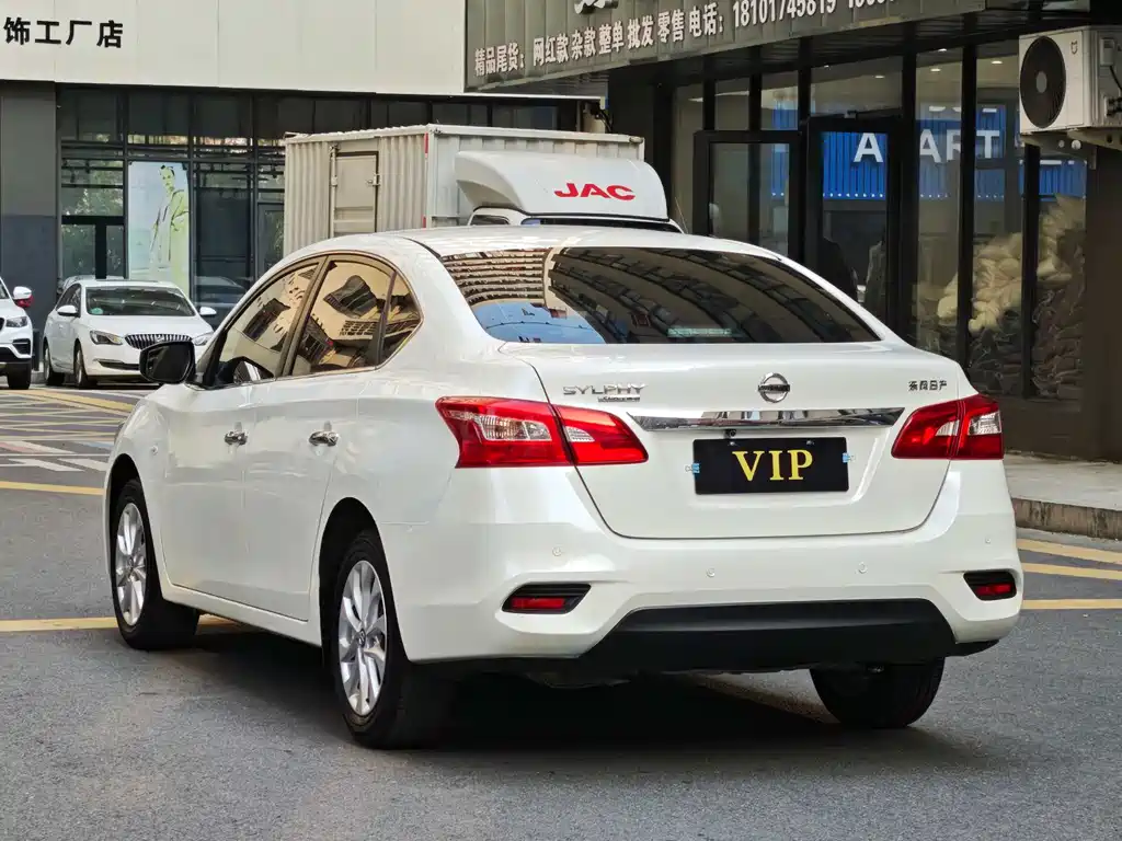Nissan Sylphy — миниатюра 7