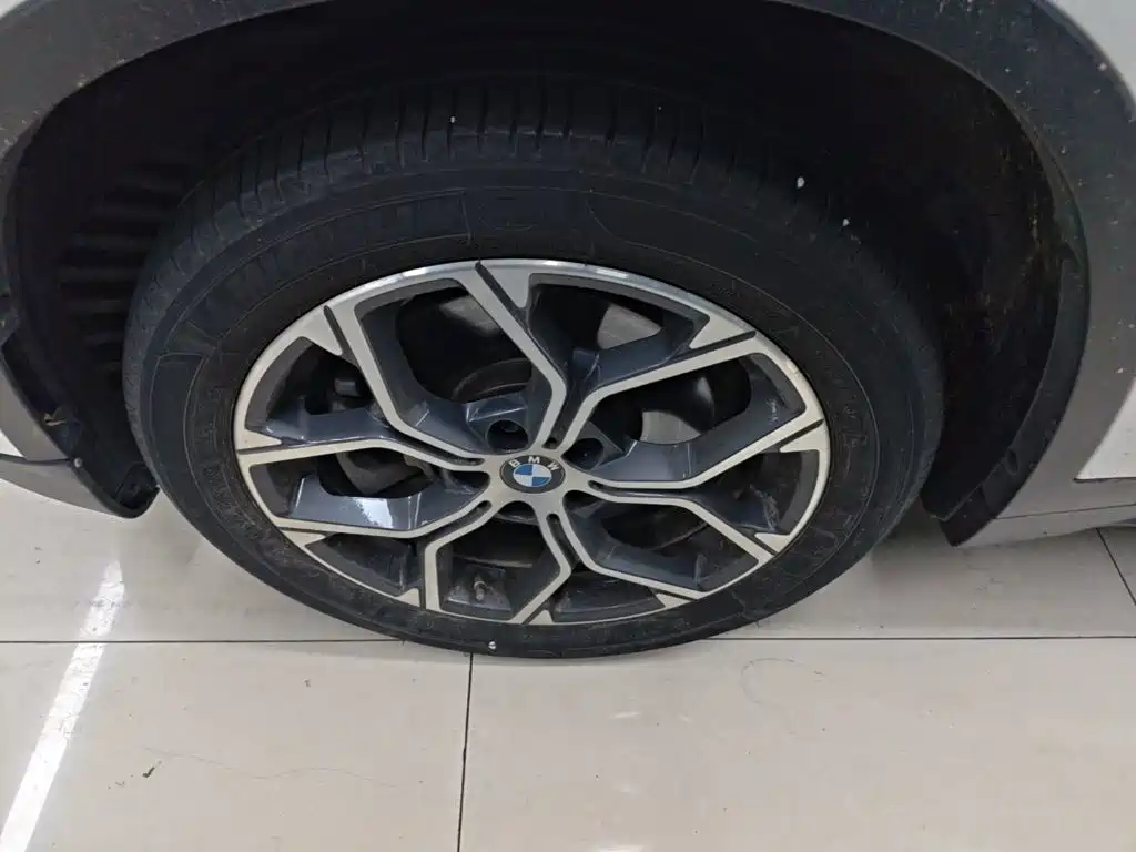 BMW X1 — миниатюра 23